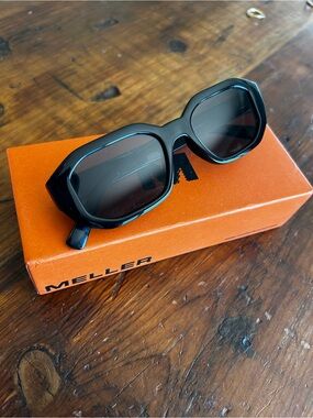 Meller Kessie Sunglasses